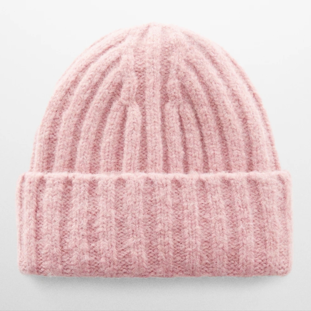 Pastel Pink Ribbed beanie 🩷 By Mango